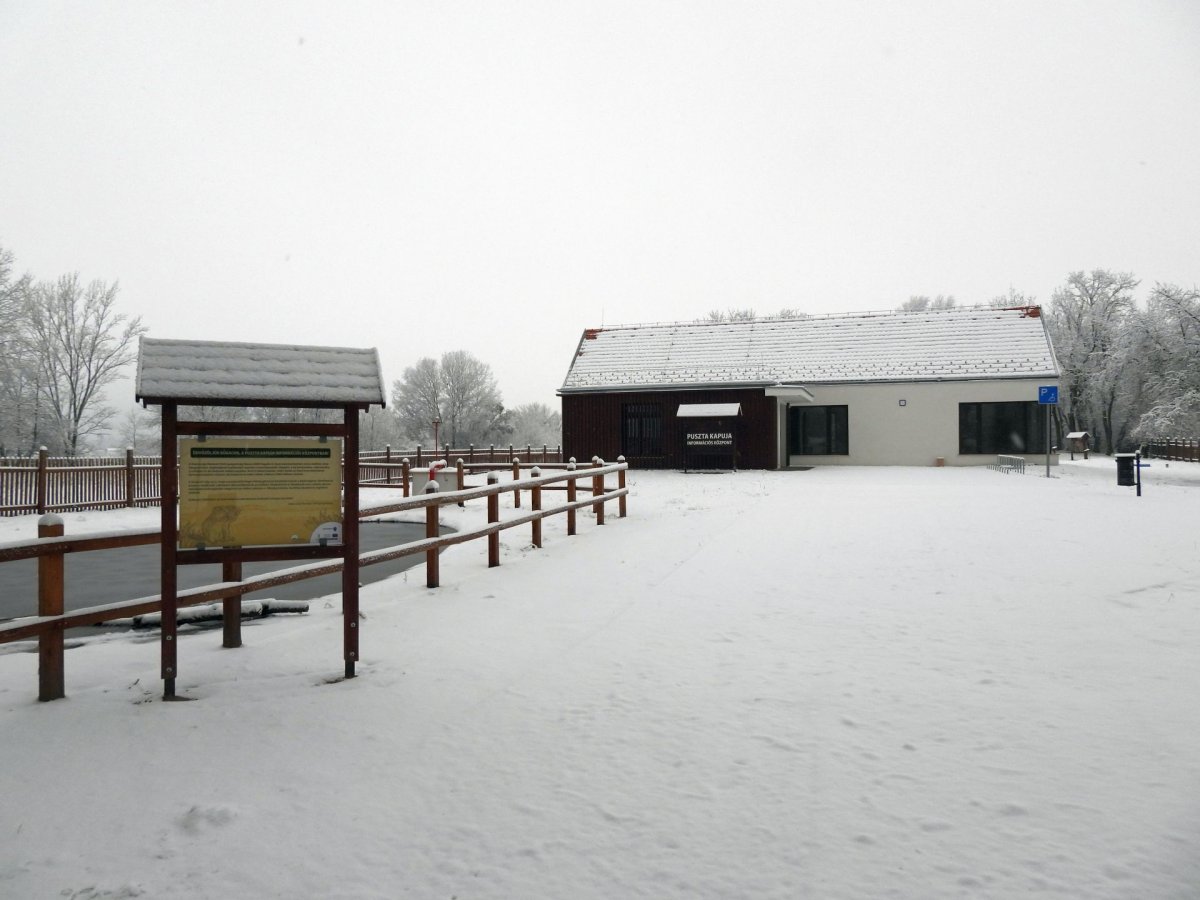 puszta kapuja