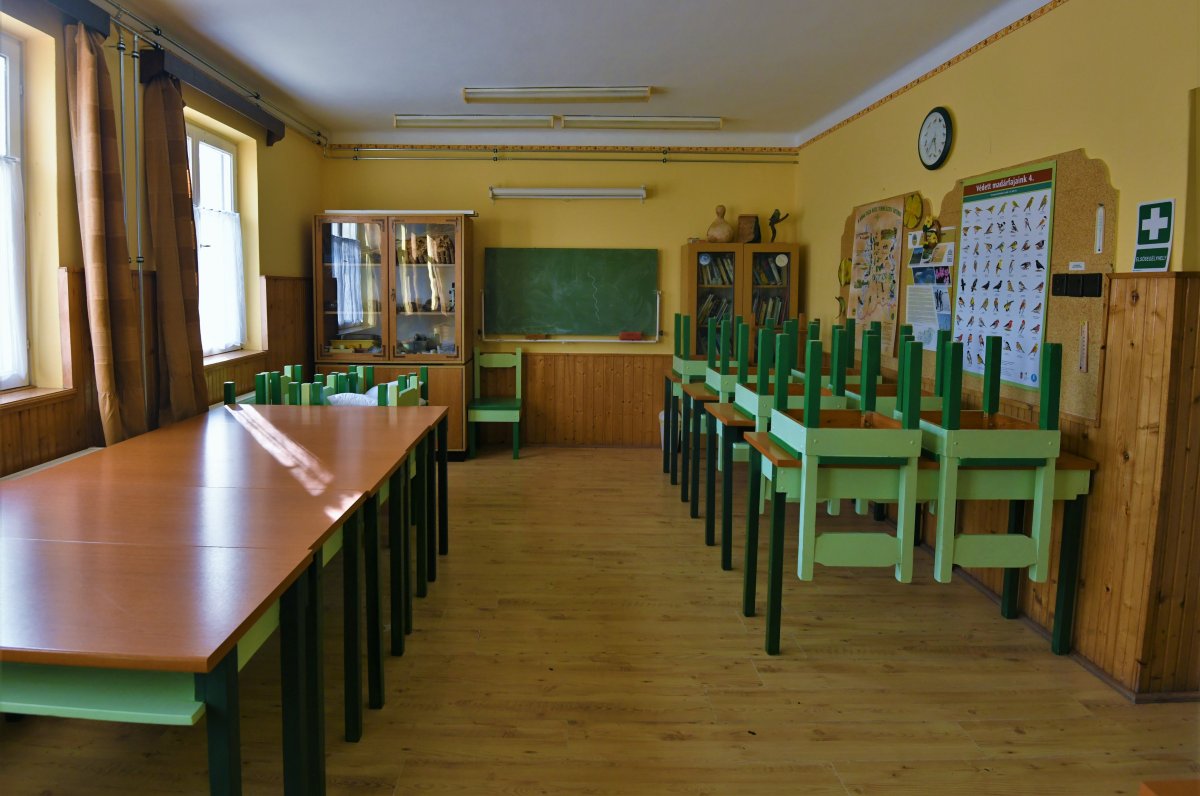 Naprózsa előadóterem